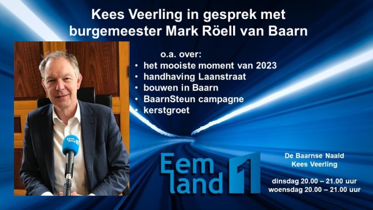 Kees Veerling in gesprek met burgemeester Röell van Baarn.