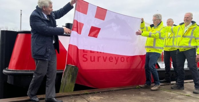 Surveyor, foto Scheepvaartkrant